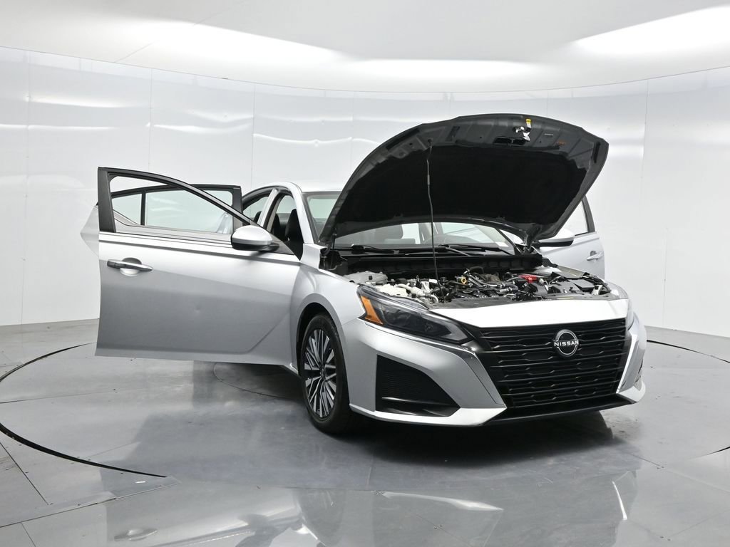 Used 2023 Nissan Altima 2.5 SV image 43