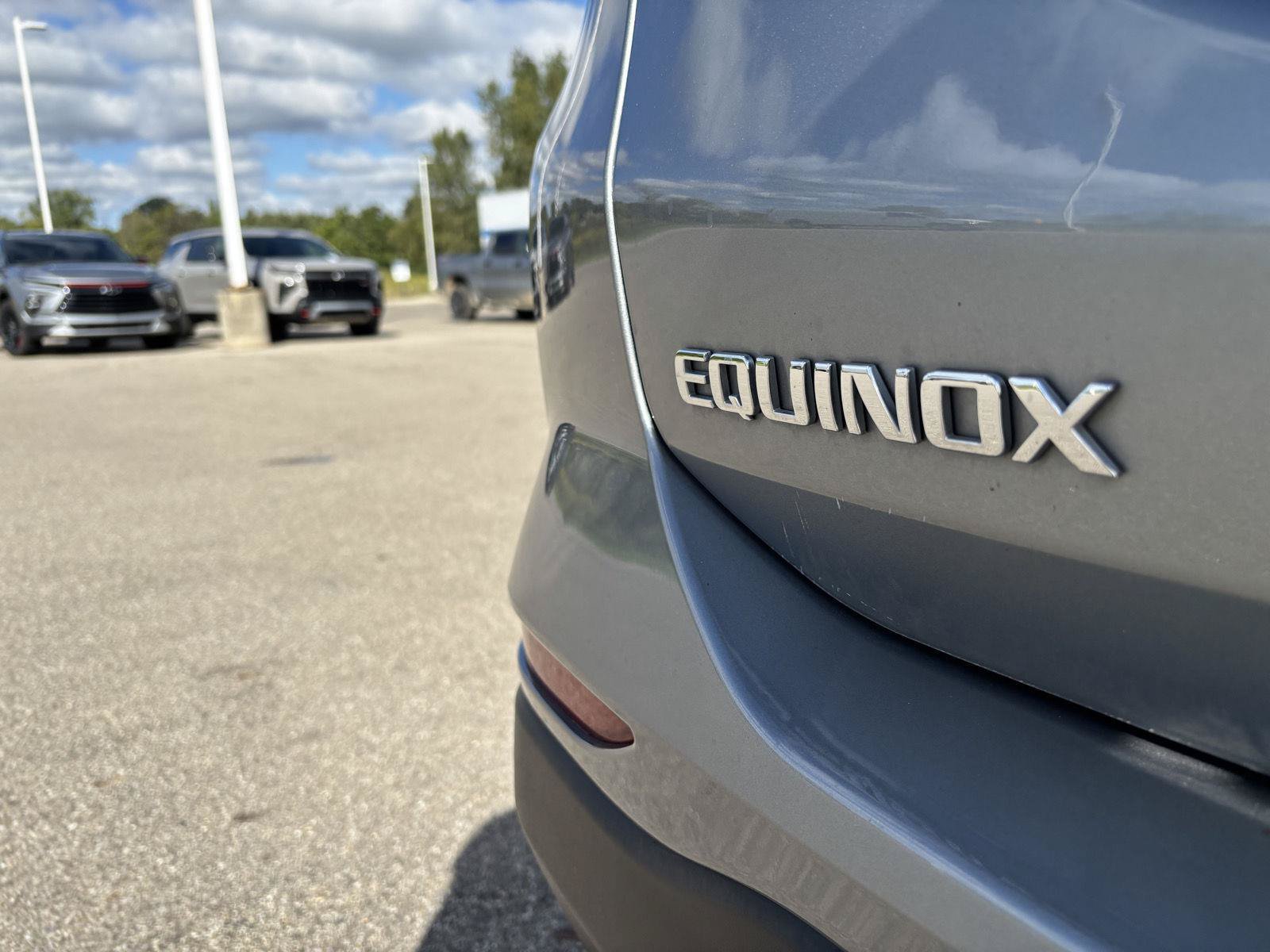 Used 2024 Chevrolet Equinox LT w/ LPO, Floor Liner Package FWD image 12