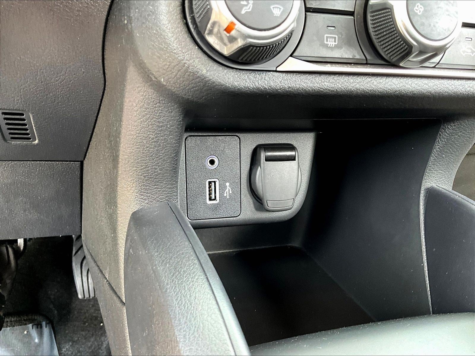 Certified 2025 Nissan Versa S w/ S Plus Package FWD image 16