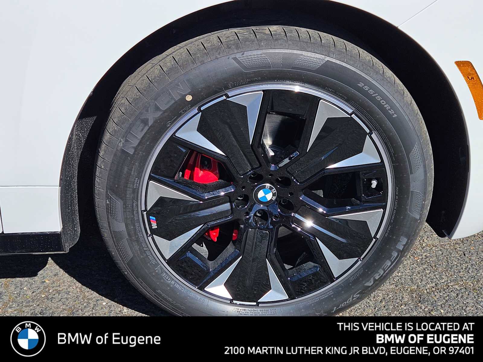 New 2026 BMW iX xDrive45 w/ M Sport Package image 9