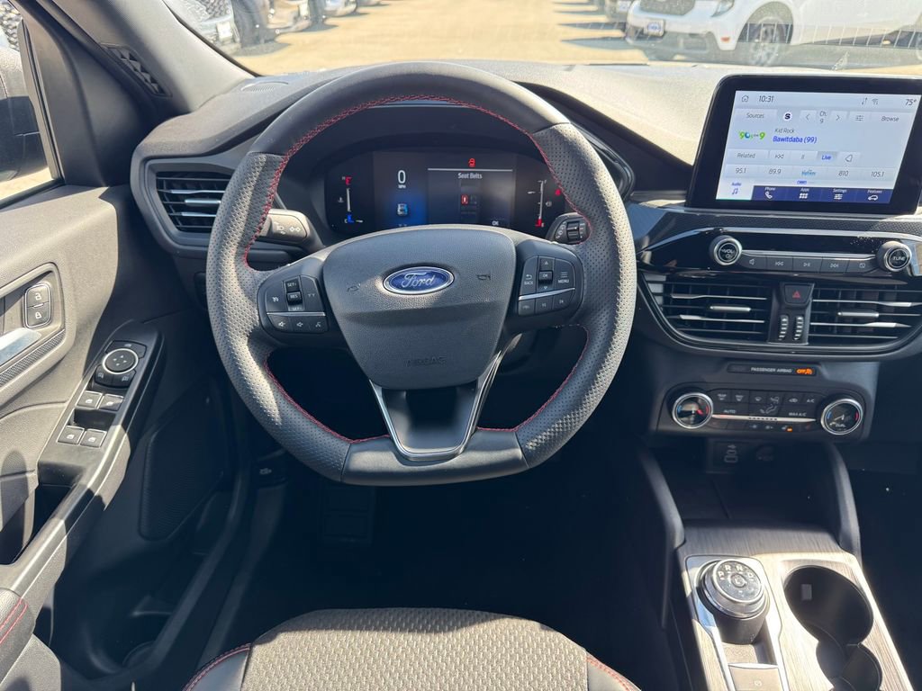 Used 2025 Ford Escape ST-Line w/ Cold Weather Package FWD image 12