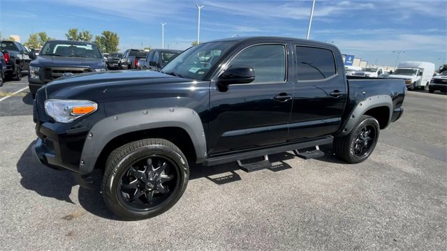 Used 2022 Toyota Tacoma 4x4 Double Cab image 6