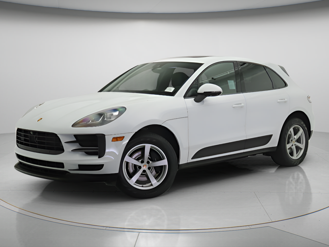 Used 2020 Porsche Macan AWD/4WD image 3