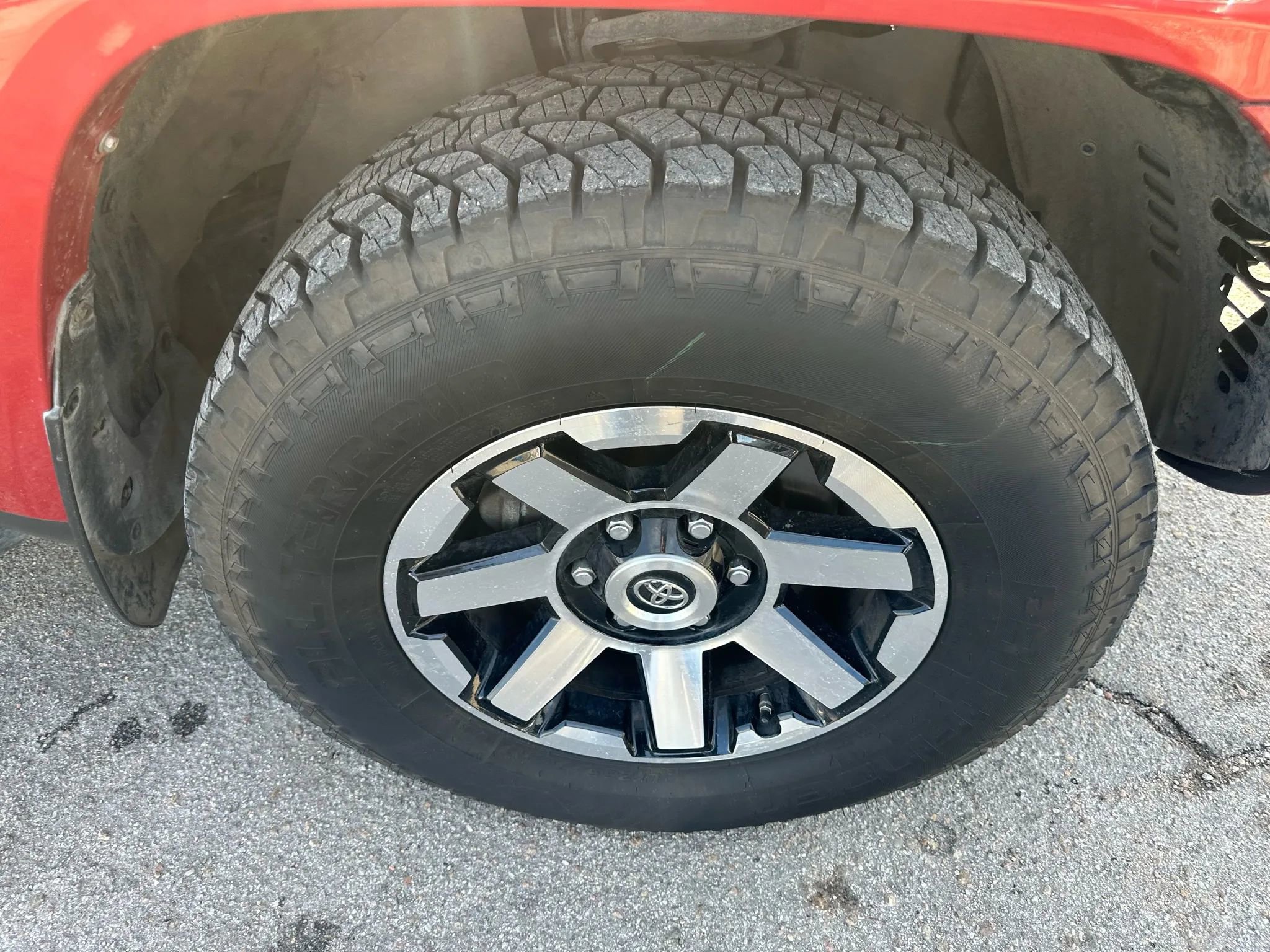 Used 2021 Toyota 4Runner TRD Off-Road Premium AWD/4WD image 30