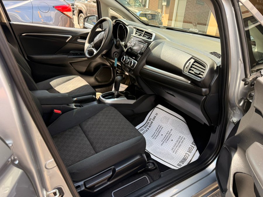Used 2017 Honda Fit LX image 10