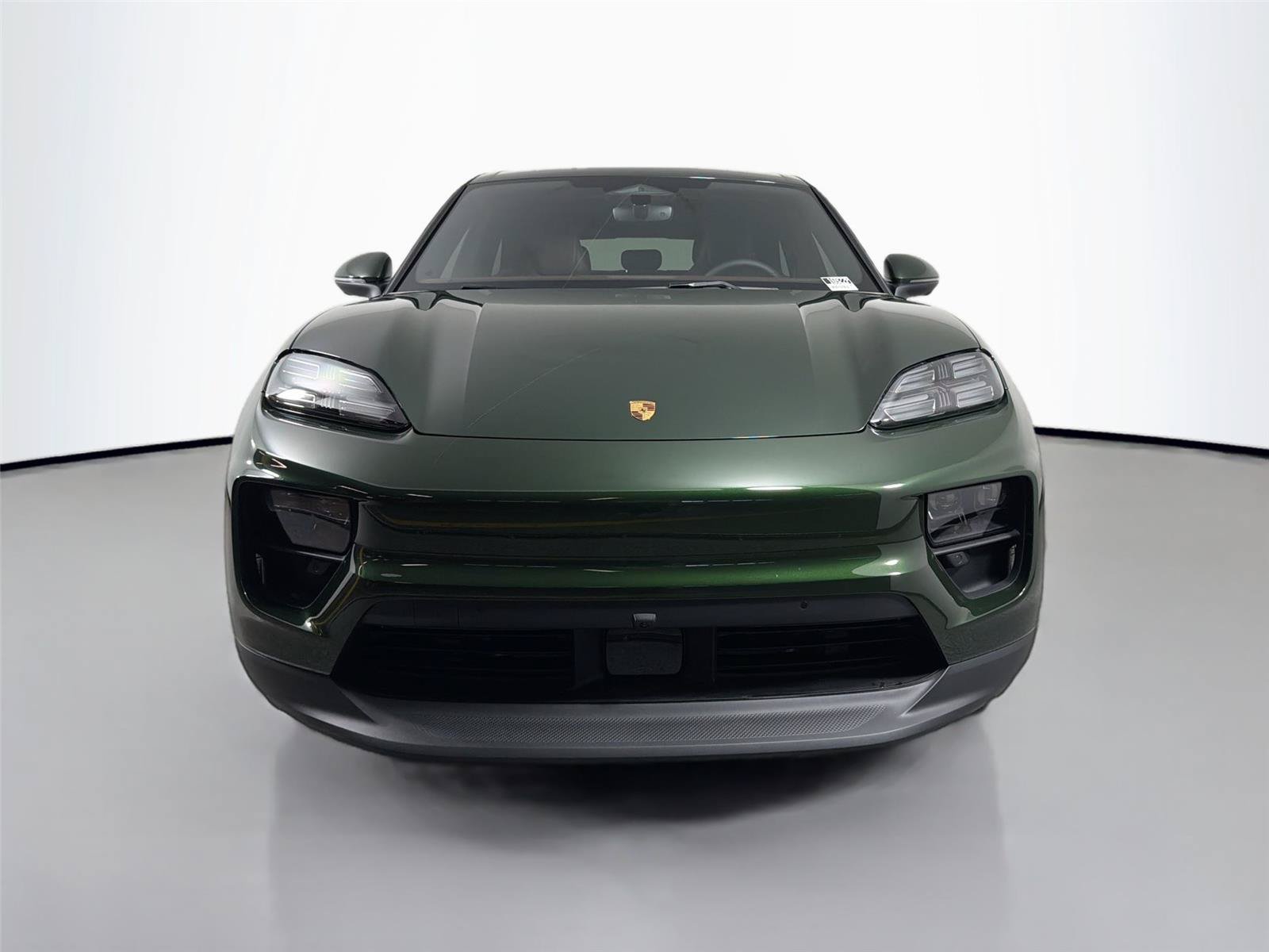 Certified 2026 Porsche Macan Electric RWD image 10