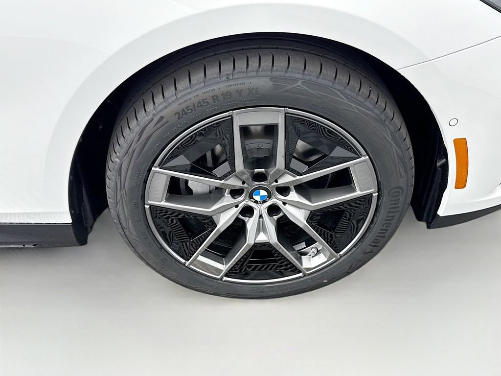 New 2026 BMW i5 eDrive40 w/ Premium Package image 31