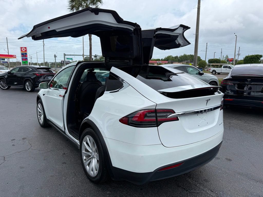 Used 2021 Tesla Model X Long Range image 7