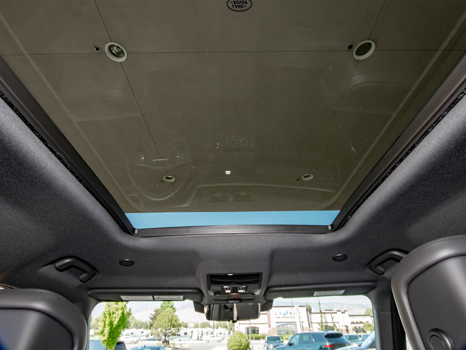 New 2026 Land Rover Defender 110 X-Dynamic SE AWD/4WD image 51