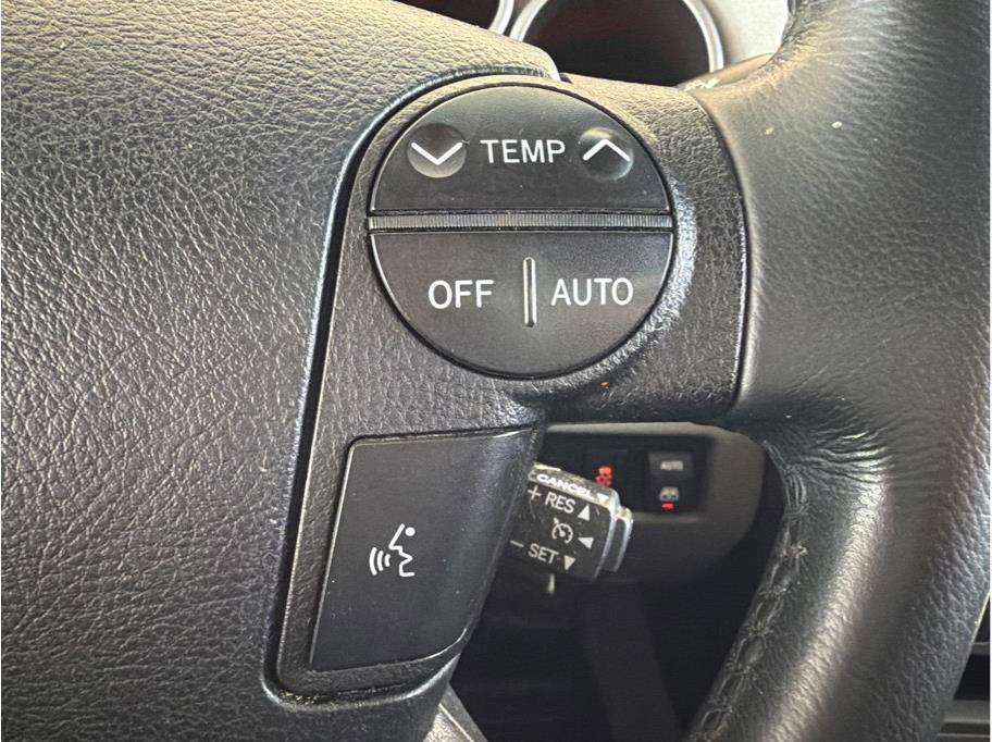 Used 2011 Toyota Sequoia Limited image 20