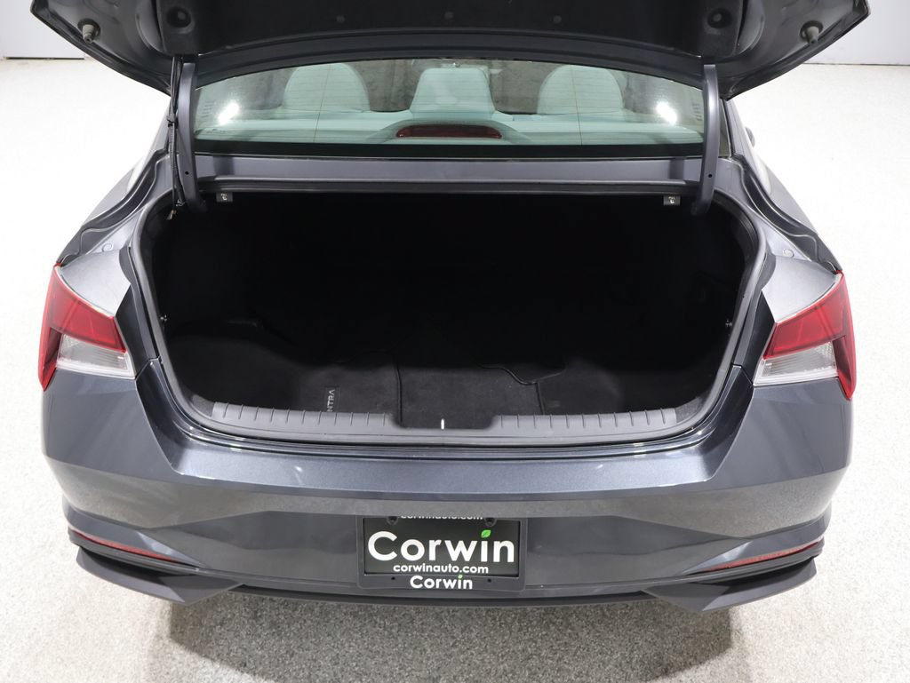 Used 2023 Hyundai Elantra SEL w/ Convenience Package FWD image 20