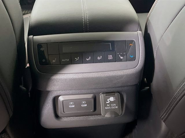 New 2026 Nissan Pathfinder Platinum image 16