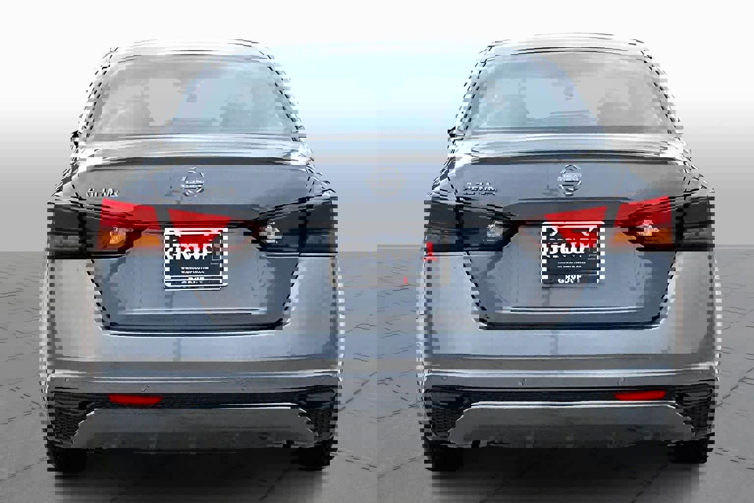 Used 2024 Nissan Altima 2.5 S image 5