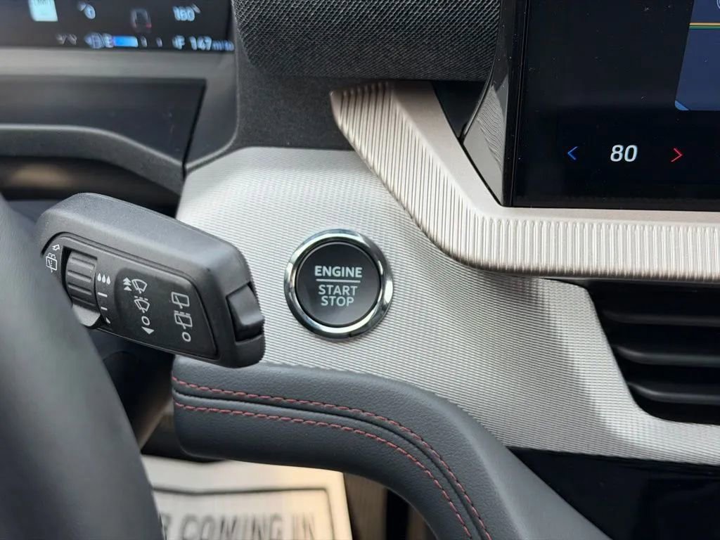 New 2026 Ford Explorer Active image 21