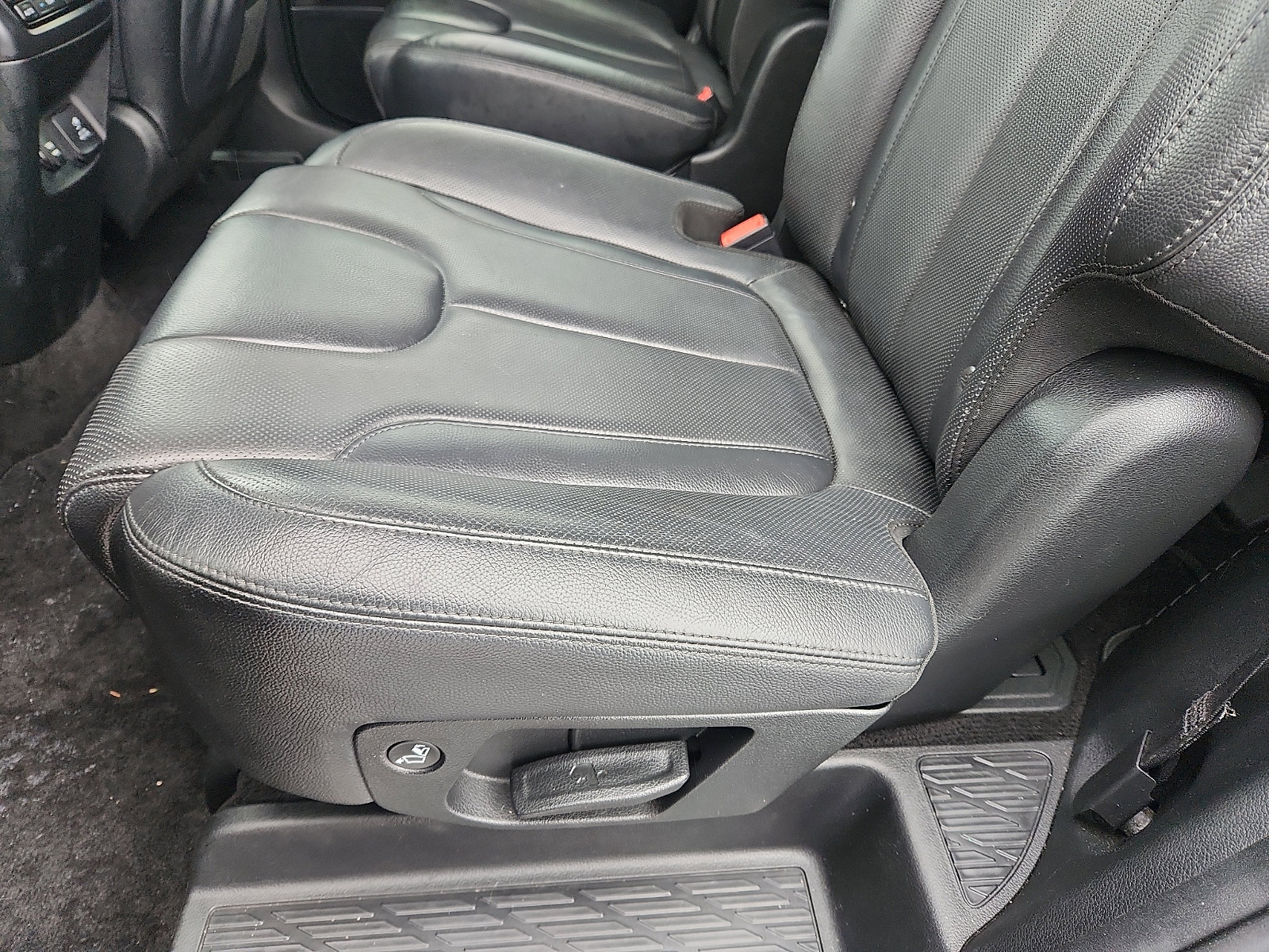 Used 2020 Hyundai Palisade SEL AWD/4WD image 26