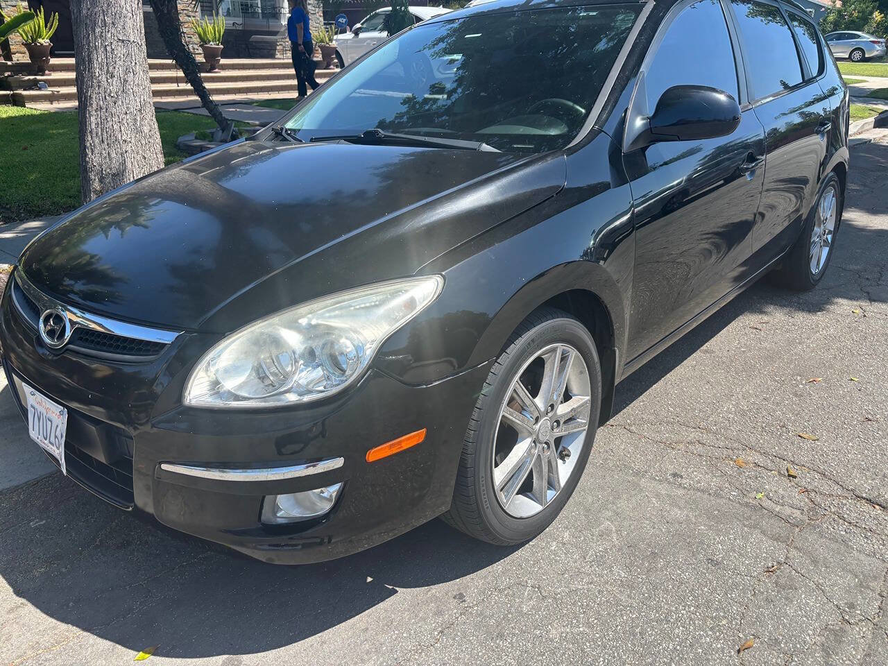 Used 2012 Hyundai Elantra image 2