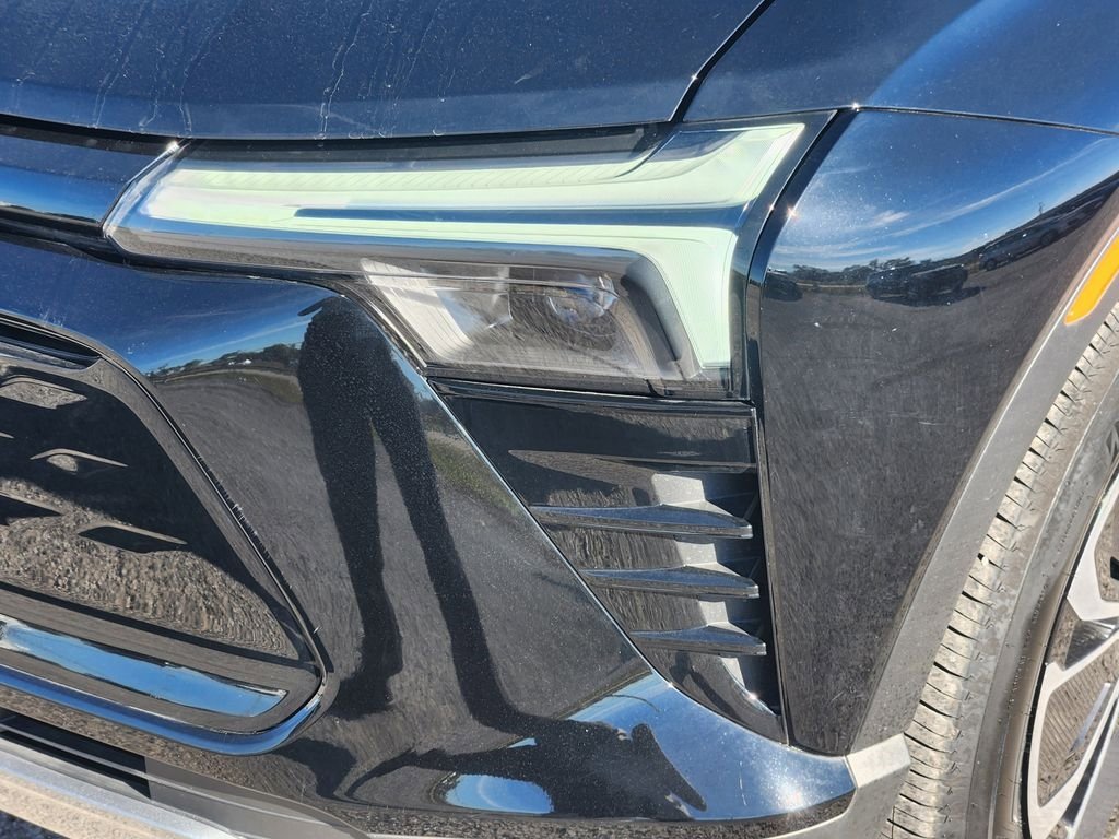 Used 2024 Chevrolet Blazer EV LT image 10