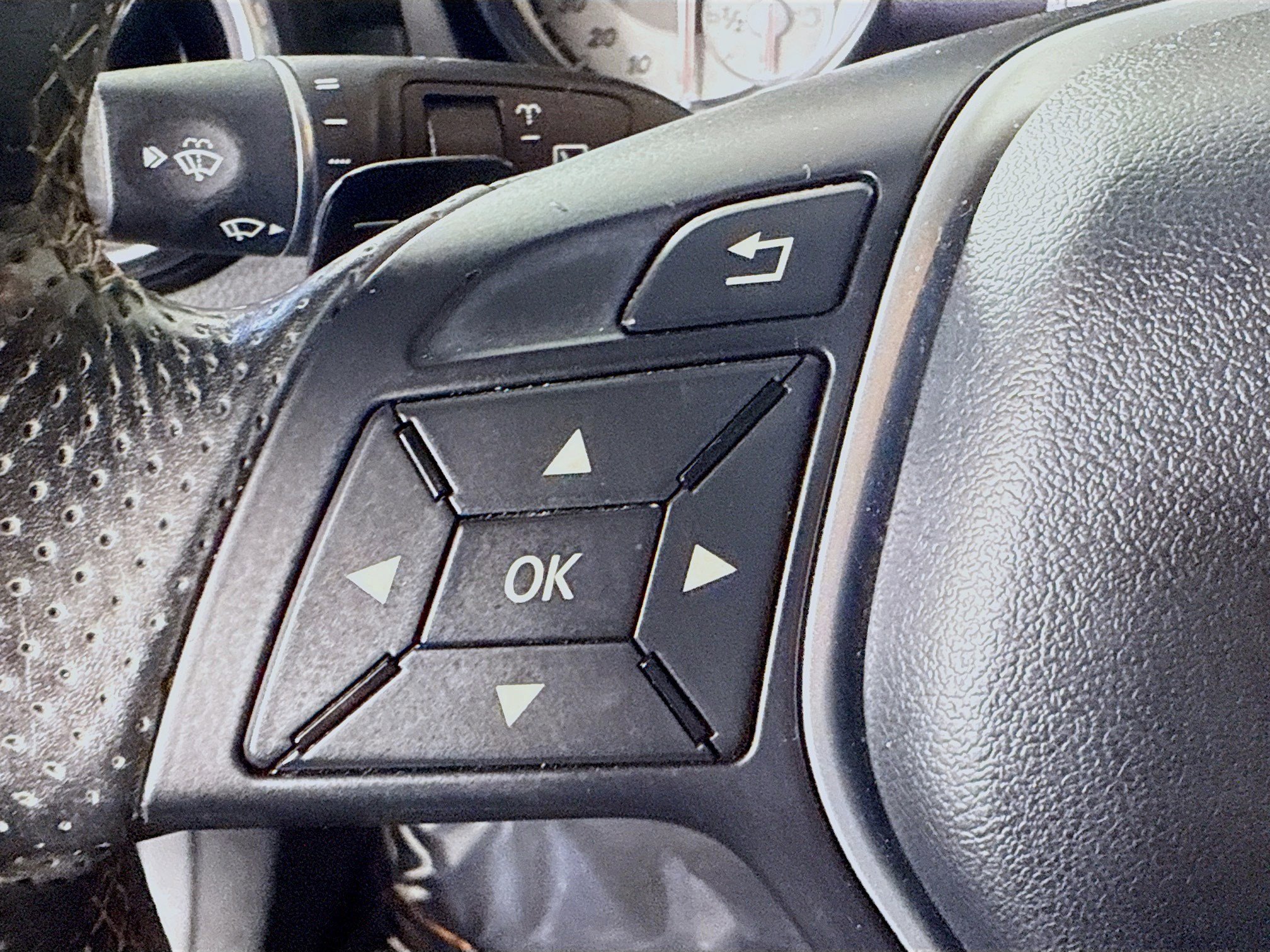 Used 2015 Mercedes-Benz GLA 250 image 14