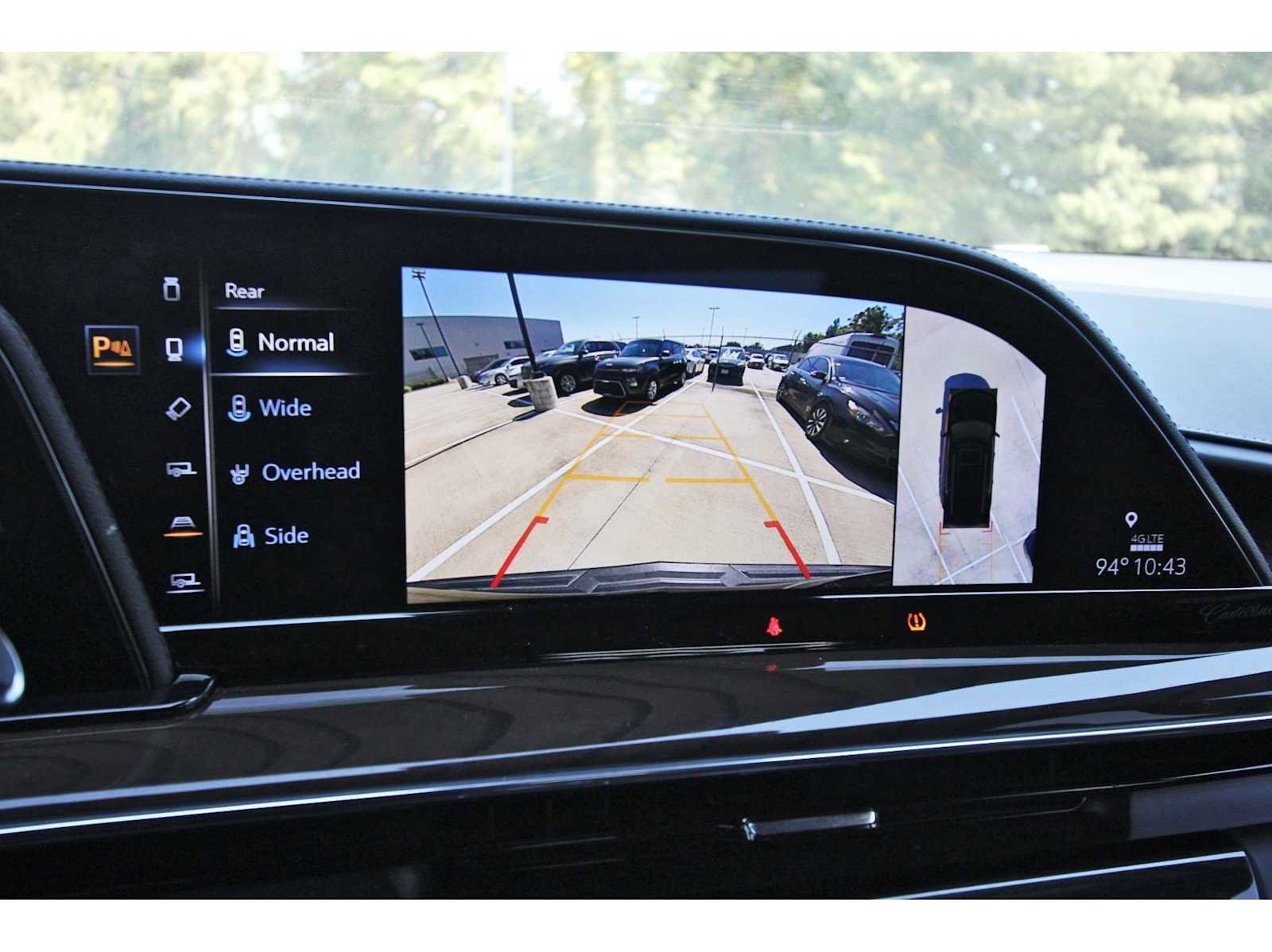 Used 2024 Cadillac Escalade Sport Platinum w/ LPO, ONYX Package AWD/4WD image 25