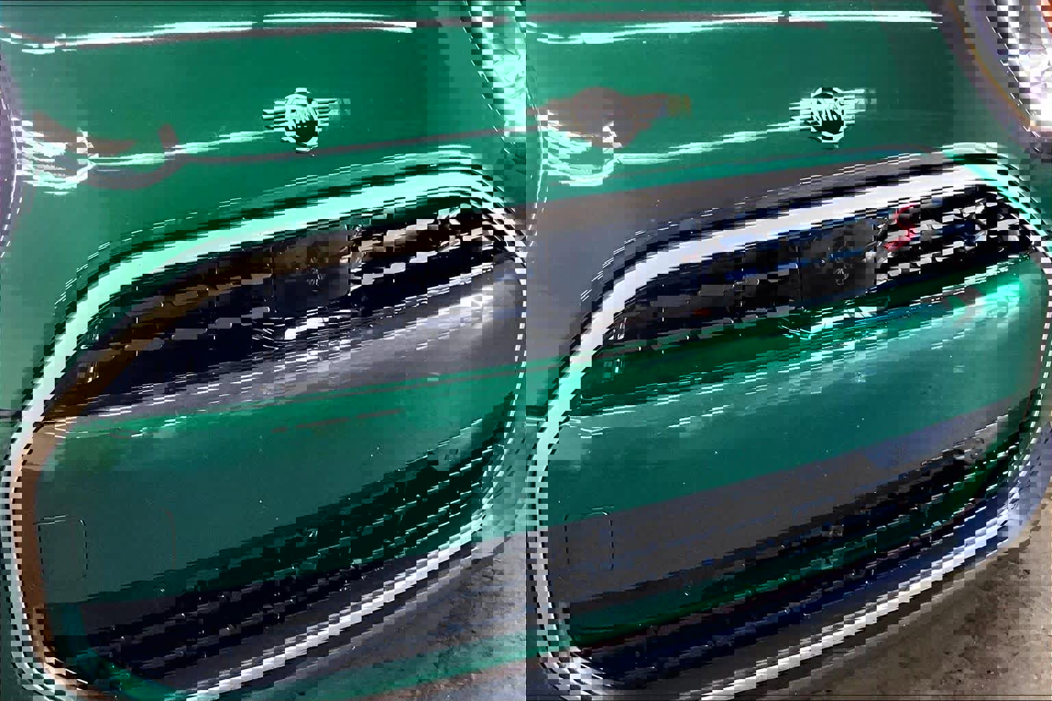 Certified 2025 MINI Cooper S image 32