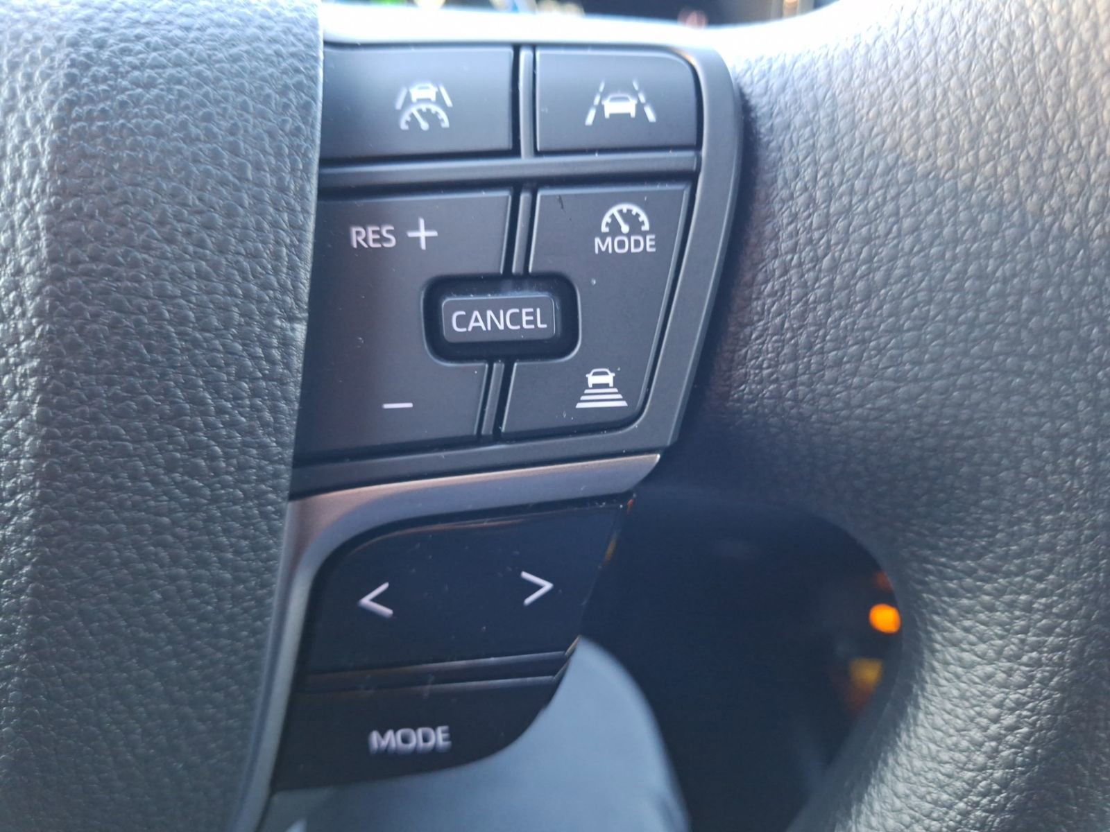 Used 2025 Toyota Camry LE image 21