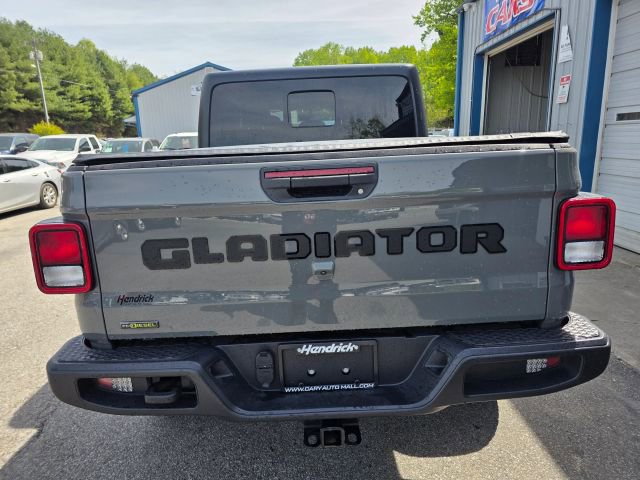 Used 2021 Jeep Gladiator Sport image 6