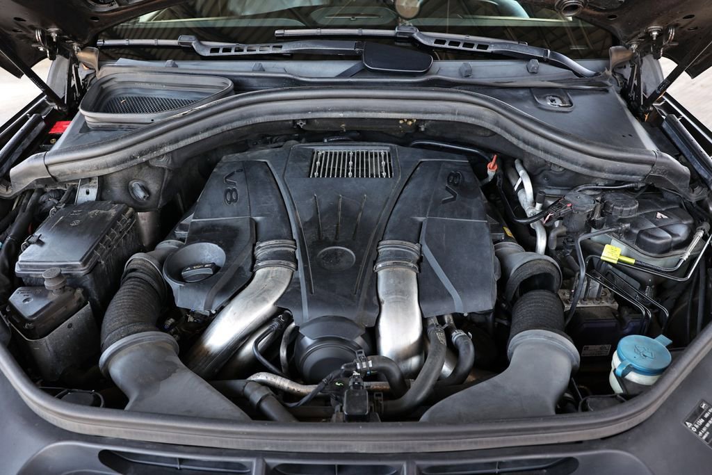 Used 2013 Mercedes-Benz GL 550 4MATIC image 75