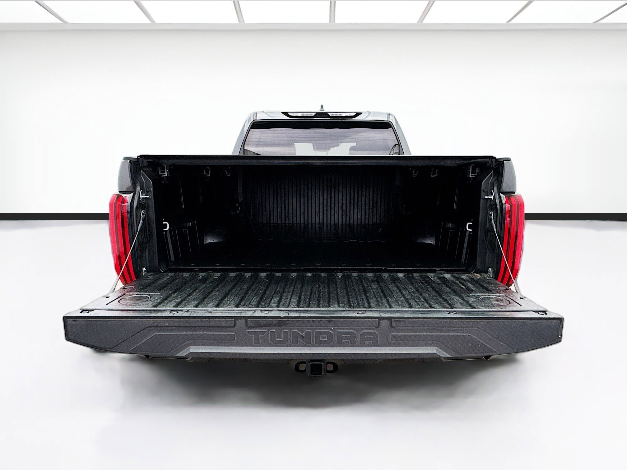 Used 2025 Toyota Tundra SR5 w/ SR5 Convenience Package image 17