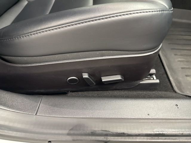 Used 2021 Tesla Model 3 Standard Range Plus image 22