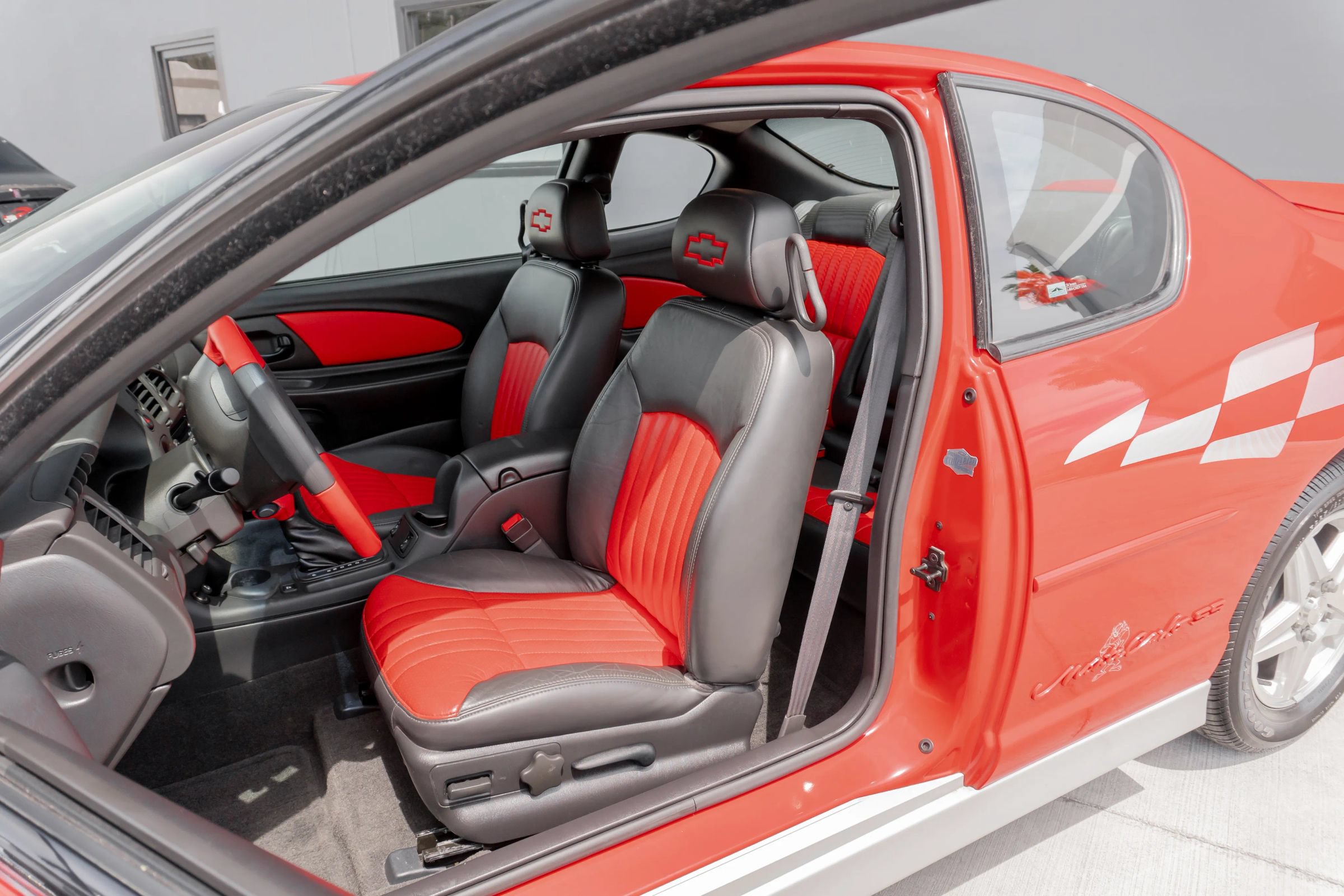 Used 2000 Chevrolet Monte Carlo SS FWD image 11