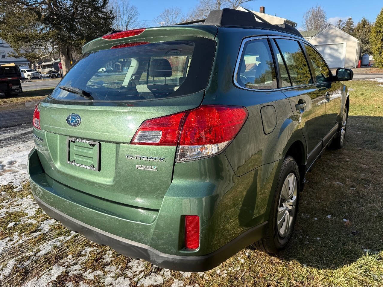 Used 2014 Subaru Outback 2.5i image 5