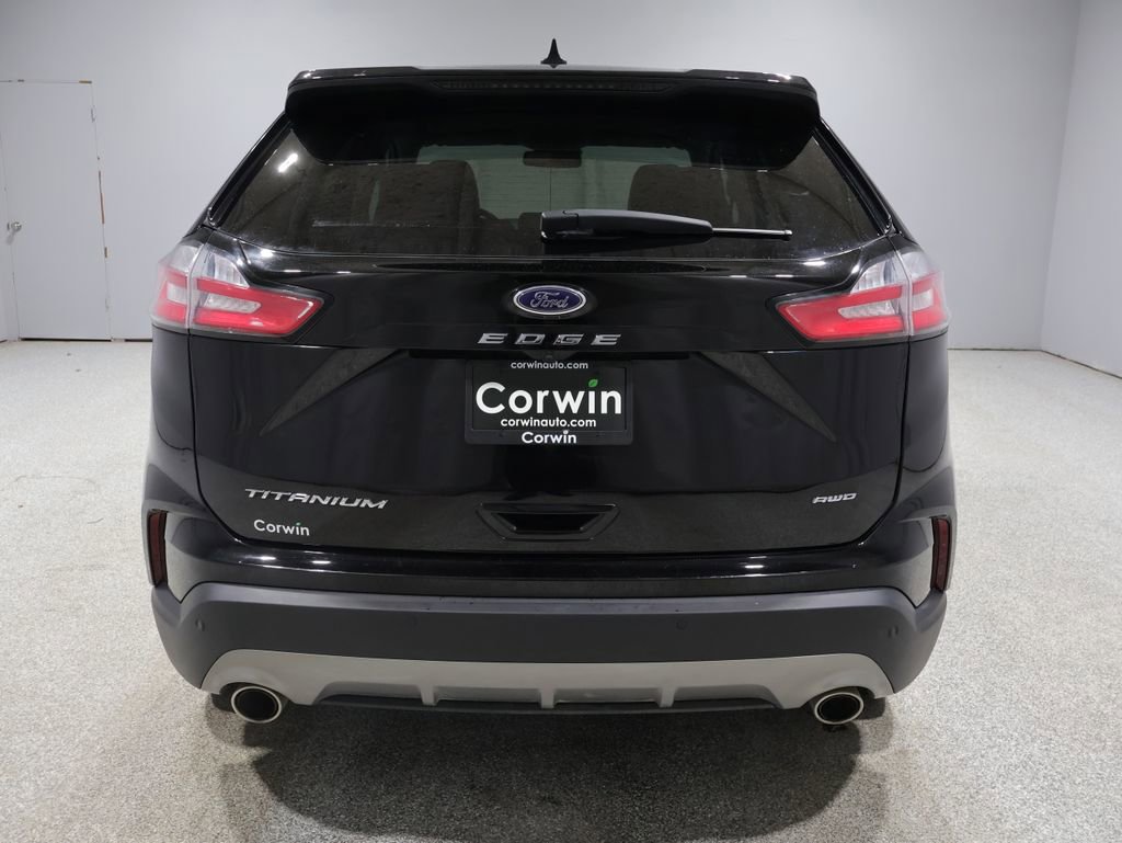 Used 2024 Ford Edge Titanium w/ Equipment Group 301A AWD/4WD image 3