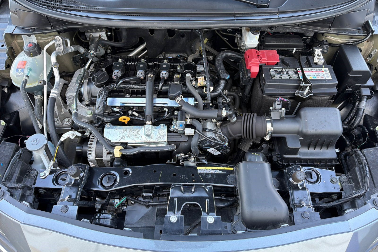 Used 2023 Nissan Versa SV FWD image 34