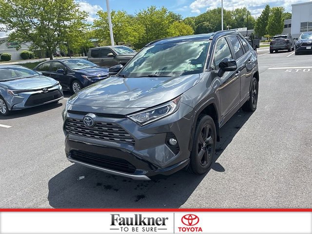 Used 2020 Toyota RAV4 XSE w/ All Weather Liner Package AWD/4WD image 18