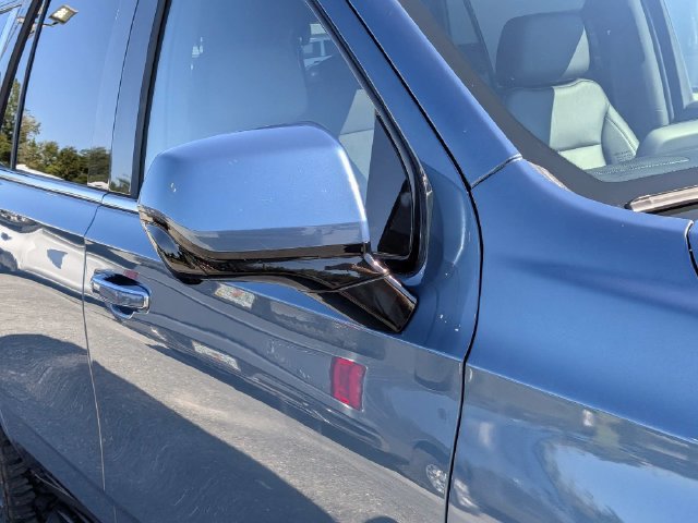Used 2025 Chevrolet Tahoe LT AWD/4WD image 10