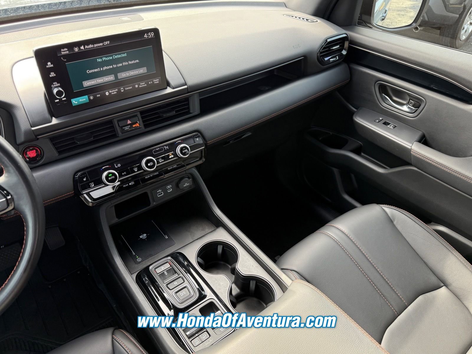 Certified 2025 Honda Pilot TrailSport image 14