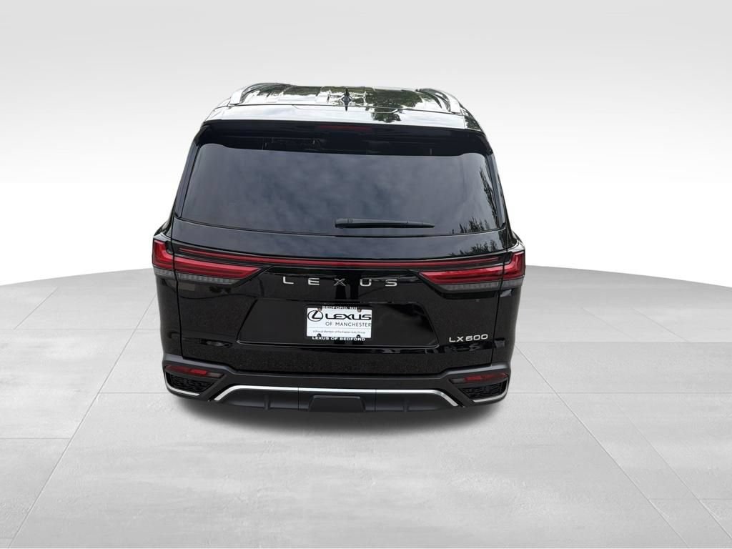 Used 2024 Lexus LX 600 F Sport AWD/4WD image 5