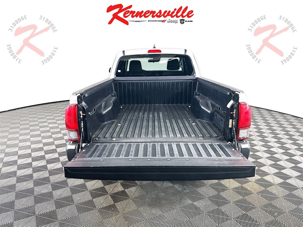 Used 2019 Toyota Tacoma SR image 30