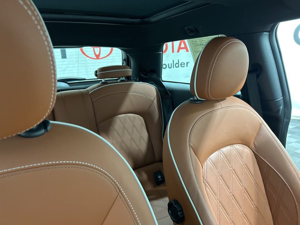 Used 2024 MINI Cooper SE image 15