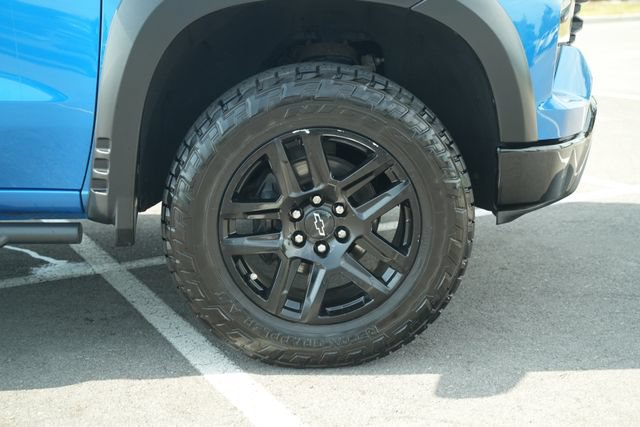Used 2022 Chevrolet Silverado 1500 Custom Trail Boss w/ LPO, Dark Essentials Package AWD/4WD image 47