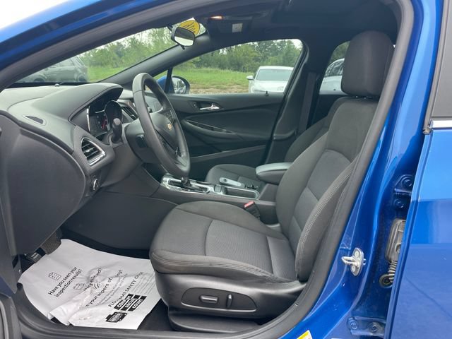 Used 2016 Chevrolet Cruze LT w/ Sun And Sound Package FWD image 19