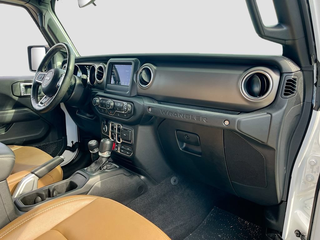 Used 2021 Jeep Wrangler Unlimited Rubicon w/ Steel Bumper Group AWD/4WD image 27