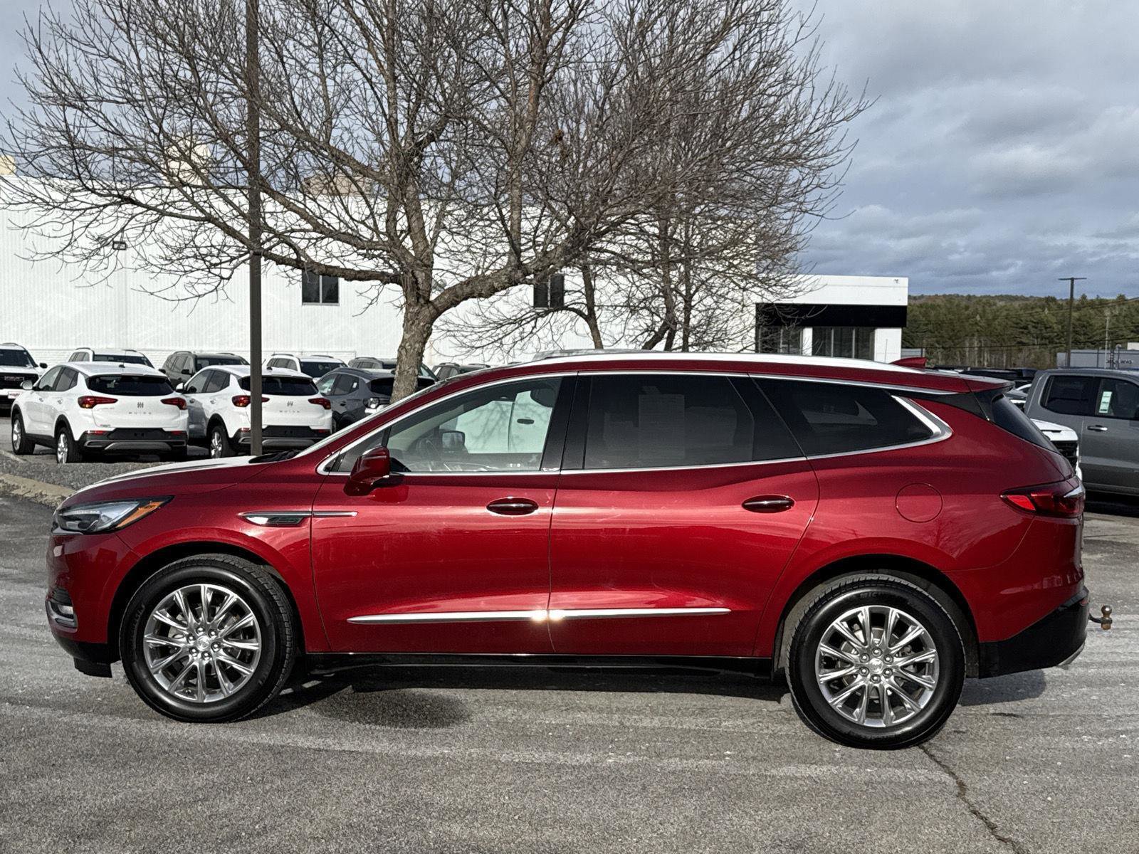 Used 2020 Buick Enclave Premium w/ Surround and Sites Package image 6