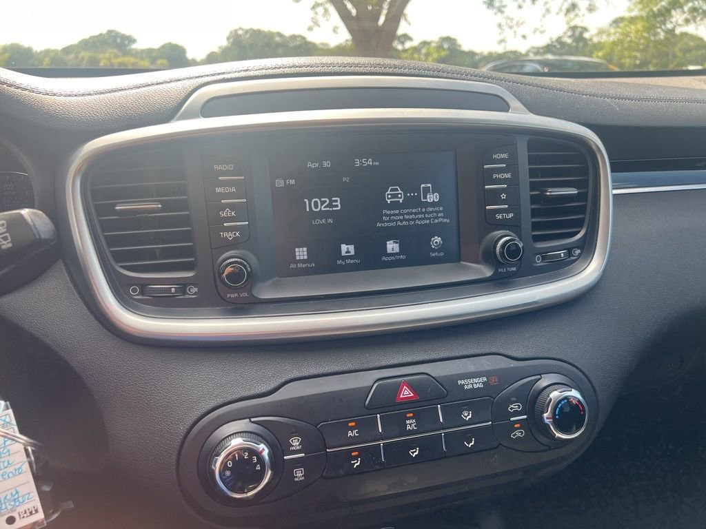 Used 2019 Kia Sorento L FWD image 12
