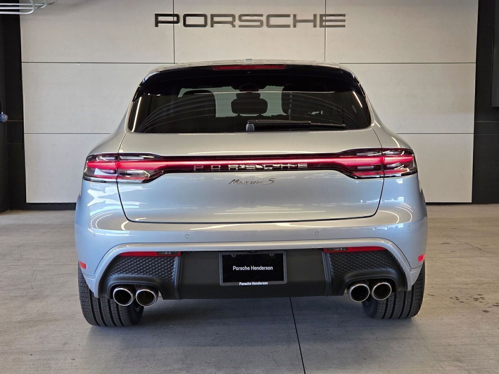 Certified 2026 Porsche Macan S AWD/4WD image 7