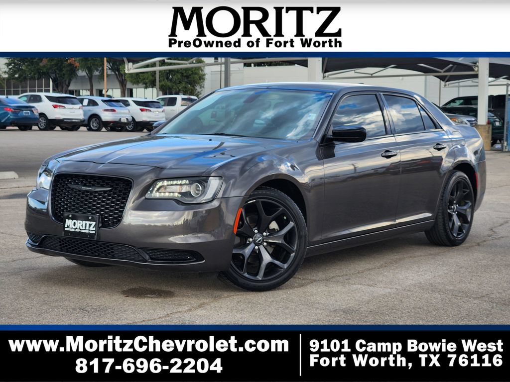 Used 2023 Chrysler 300 Touring w/ Sport Appearance Package RWD image 1