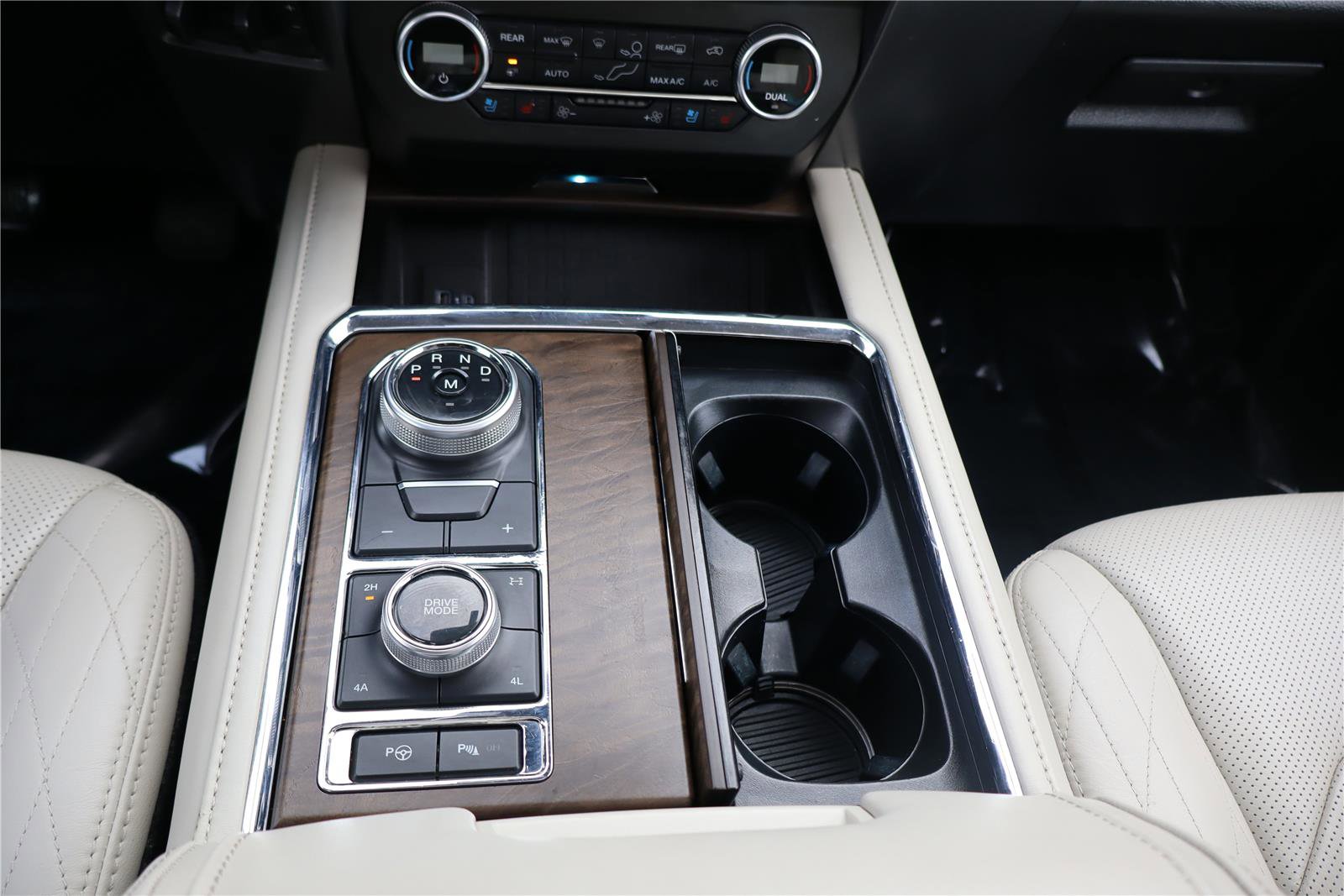 Used 2020 Ford Expedition Max Platinum image 23