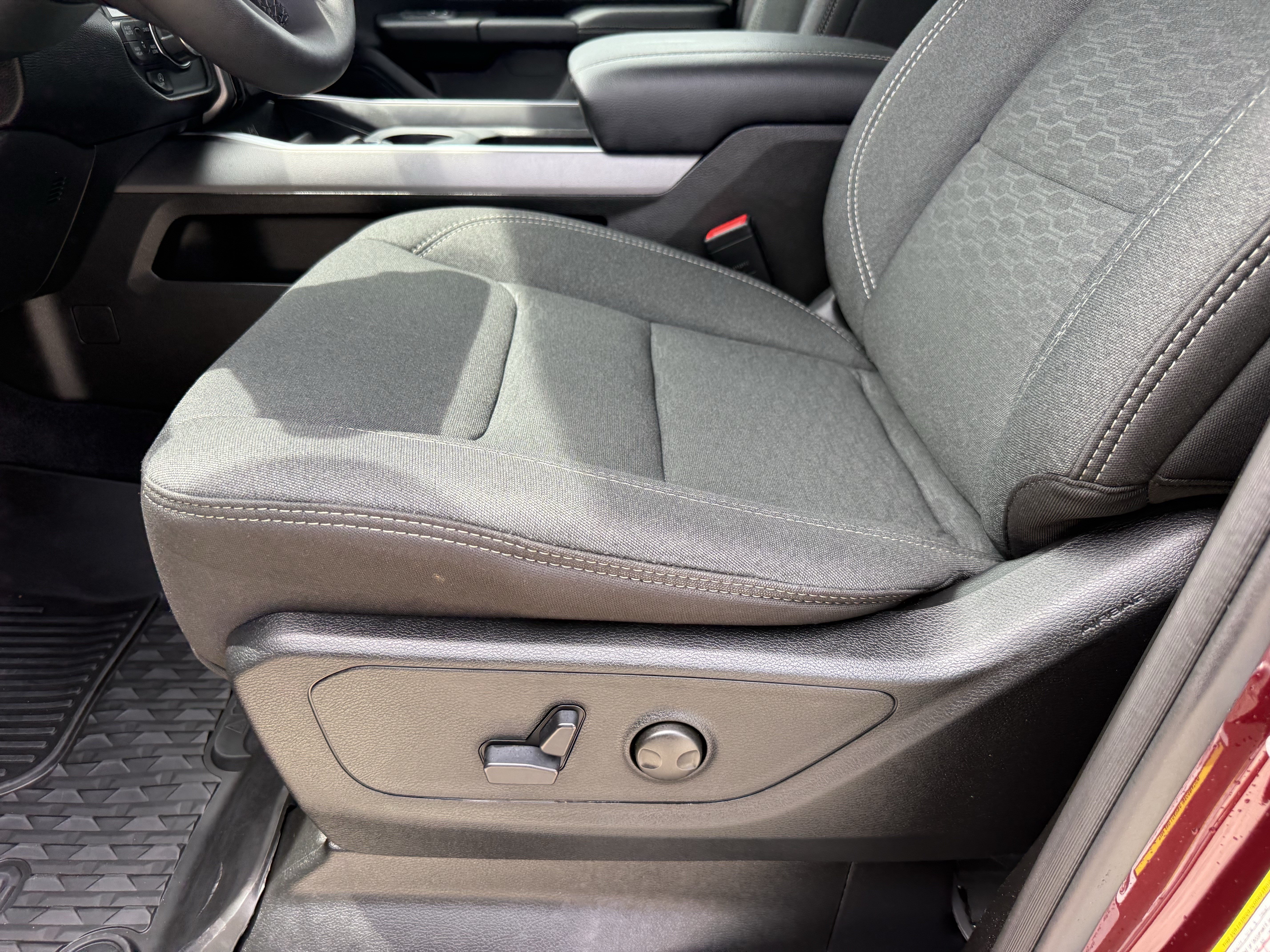 Used 2026 RAM 1500 Lone Star AWD/4WD image 29