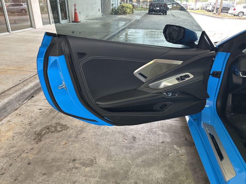 Used 2022 Chevrolet Corvette Stingray Preferred Cpe w/ 2LT image 30