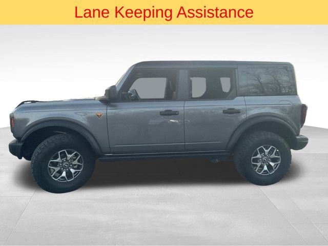 Used 2025 Ford Bronco Badlands image 6